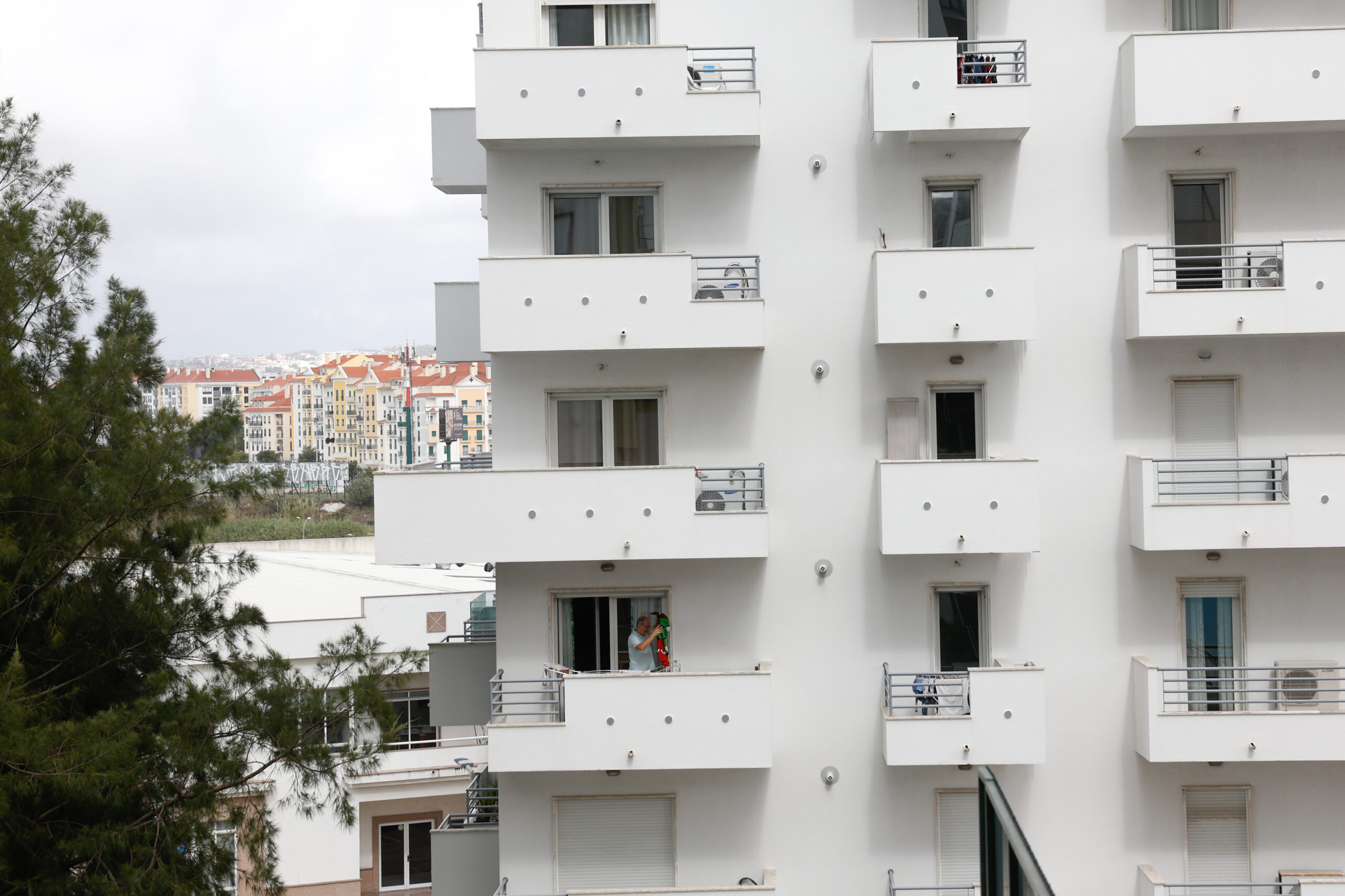 Imobiliárias apoiam reformas da habitação mas travam euforia