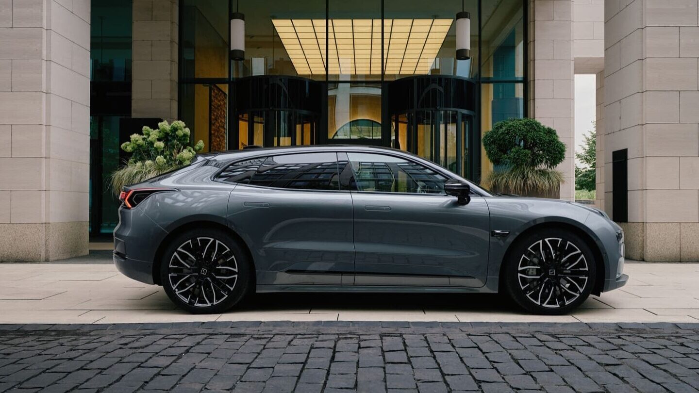 Acidente com um carro estrangeiro?