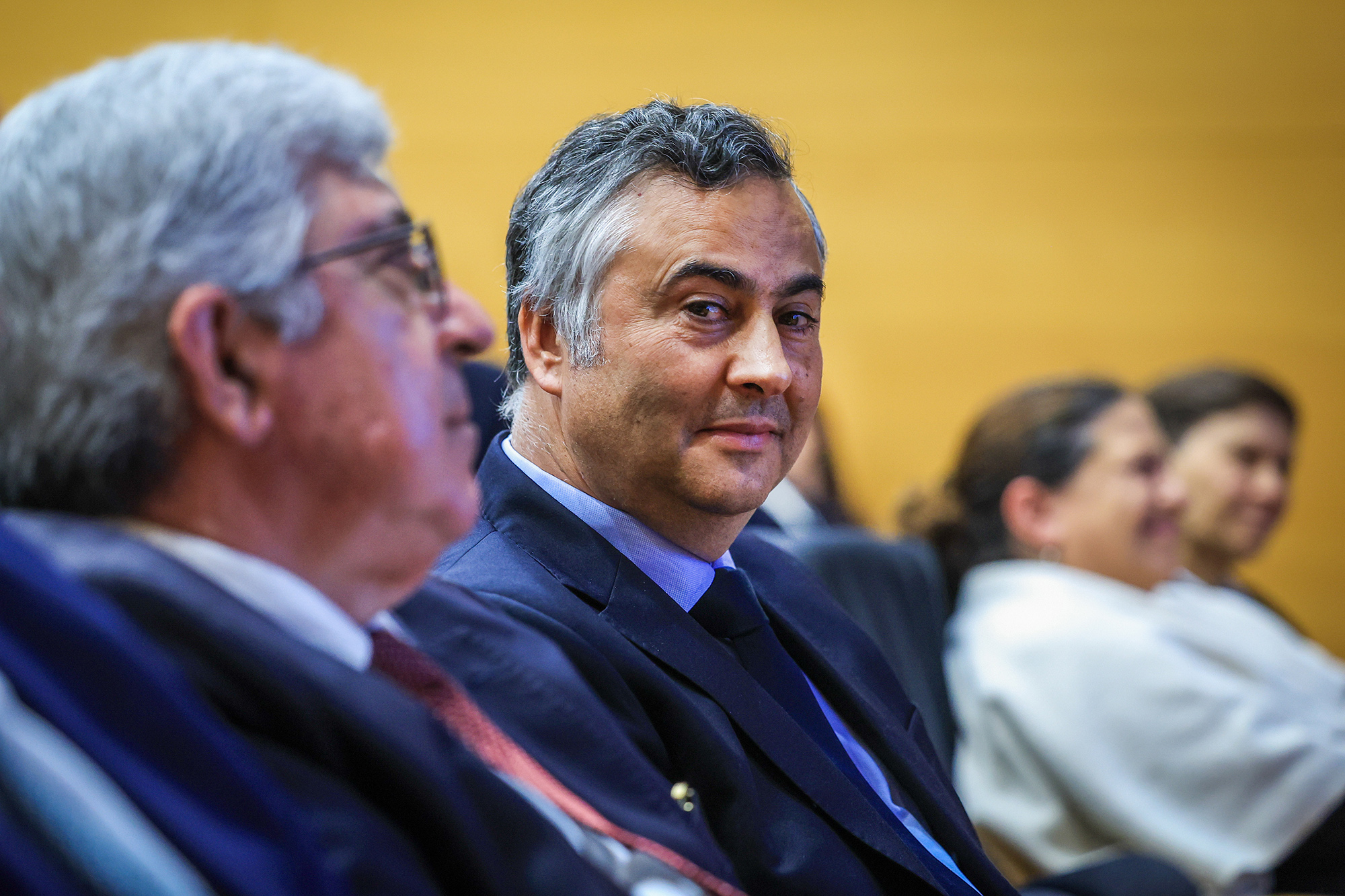 Ministro sem conhecimento de indemnizações devido aos exames