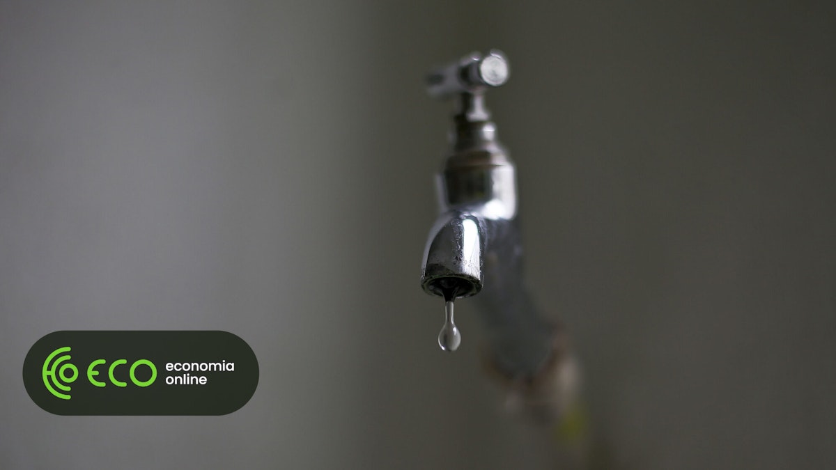 Consumo “imprevisível” retira água a Almada. Das restrições aos furos, conheça a resposta