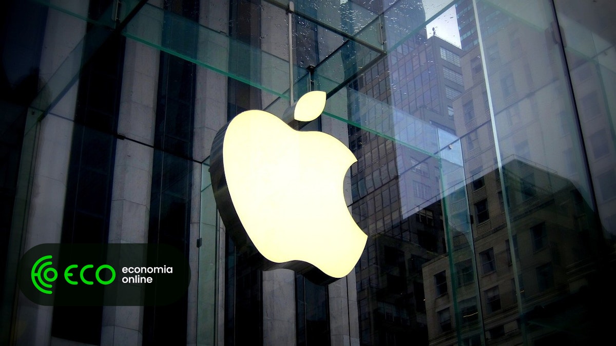 Apple em negociações com publishers para reforçar Siri AI