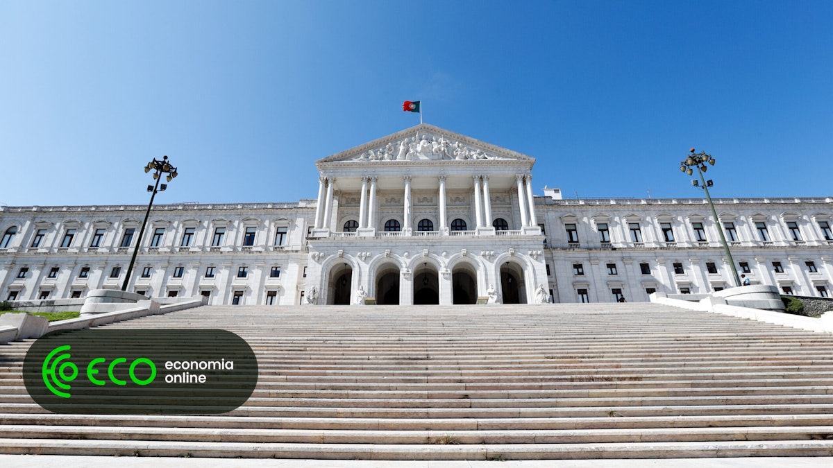 Livre, BE e PCP levam PSU ao Parlamento. Porquê?