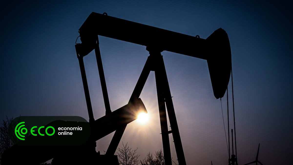 OPEP aumenta produção de petróleo em setembro