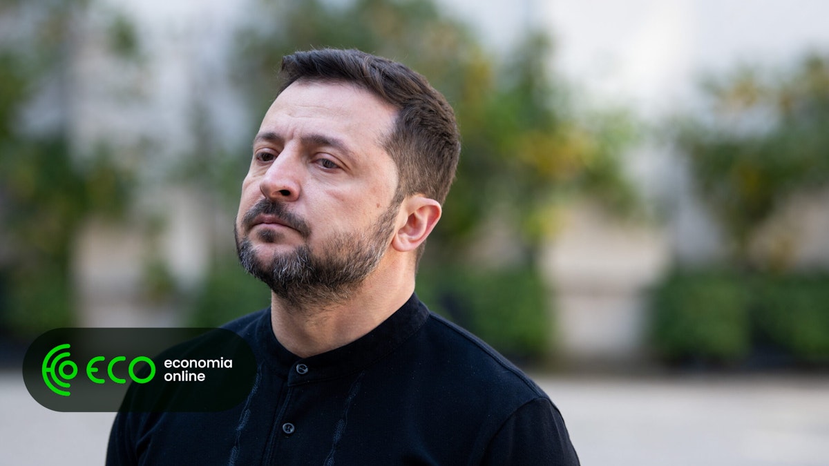 Zelensky volta a pedir aos aliados sistemas de defesa