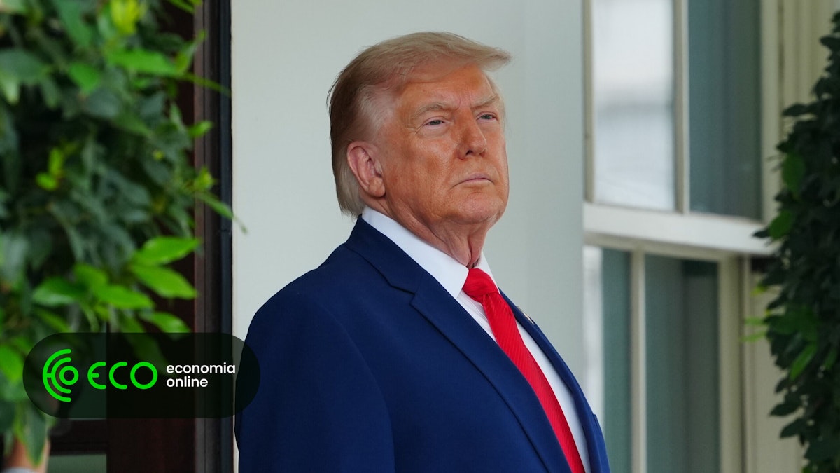 Trump planeia nova taxa para vistos de talento qualificado
