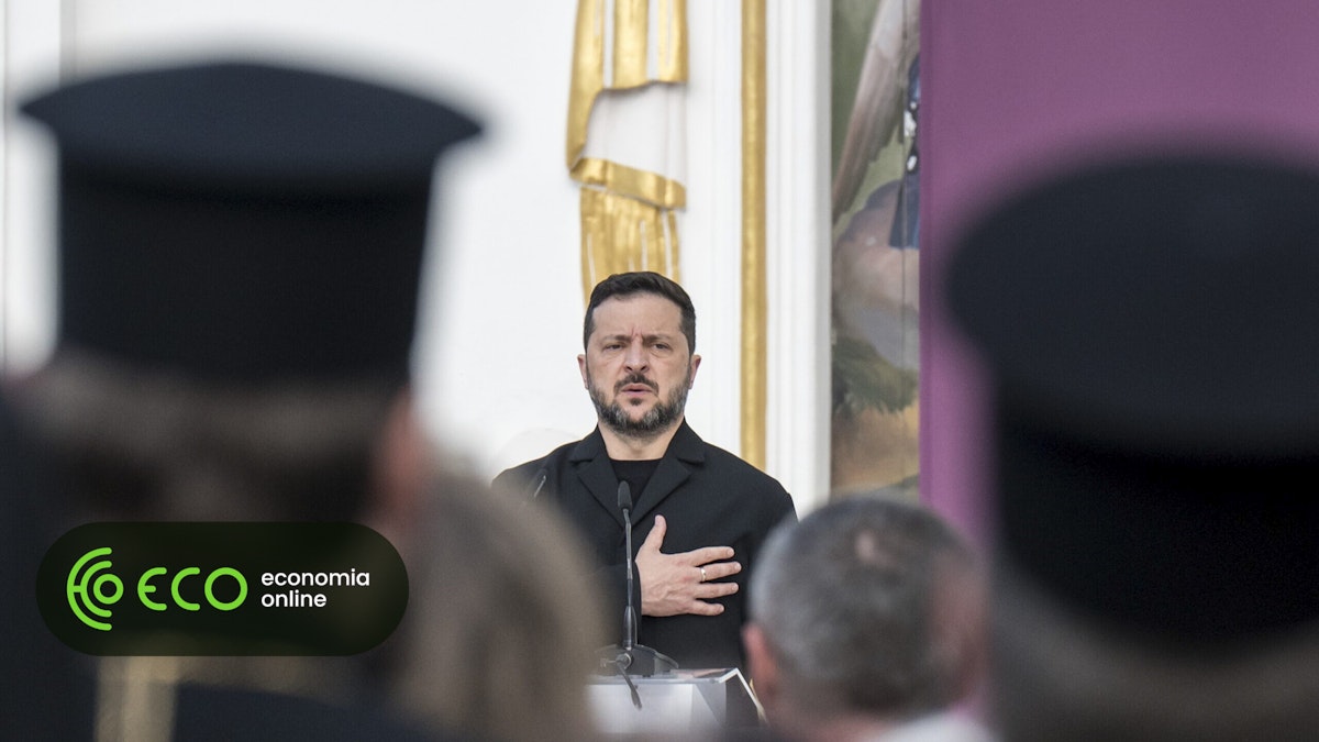 Moscovo está a investir em mísseis balísticos, diz Zelensky