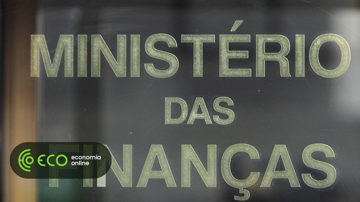 IRS. Governo valida limites da AT à isenção das mais-valias