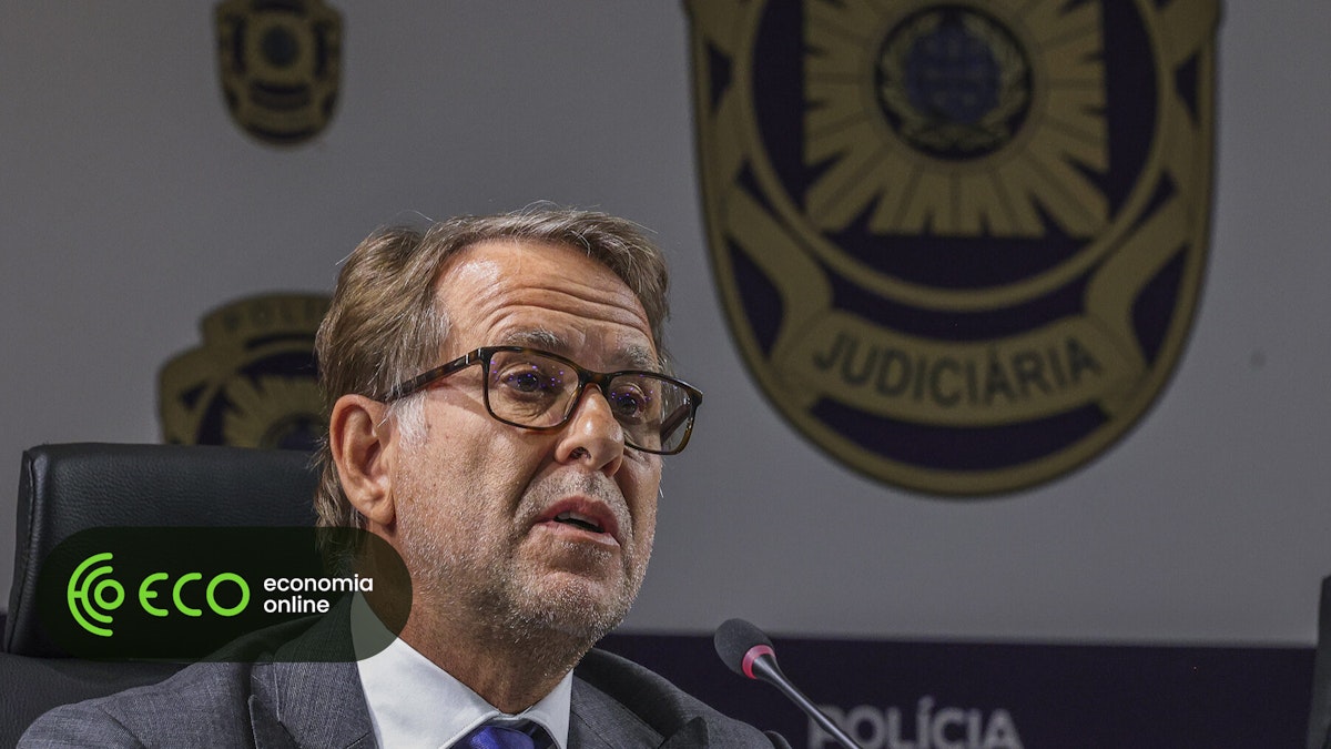 Das despesas sem fatura a contratos de milhares na PJ
