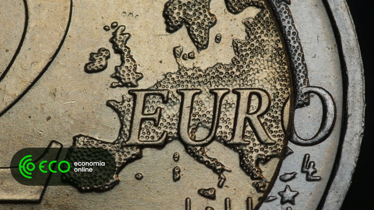 Atividade da Zona Euro atinge máximo desde novembro