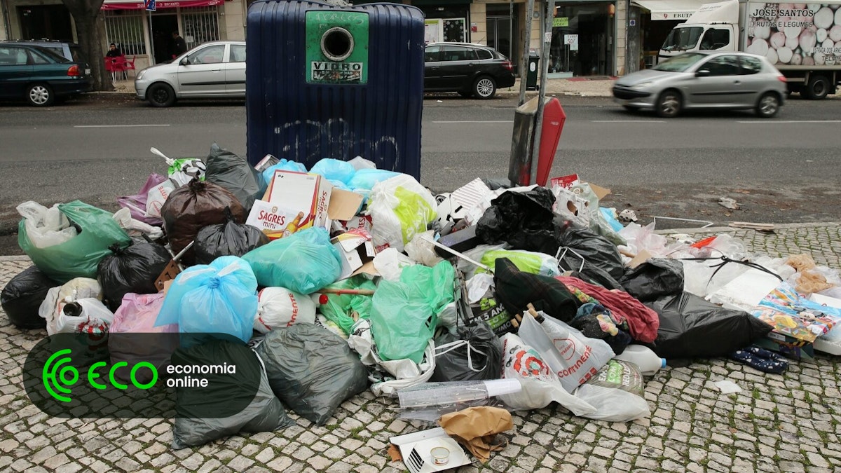 Queixas sobre lixo urbano aumentam 10,5%. Lisboa lidera