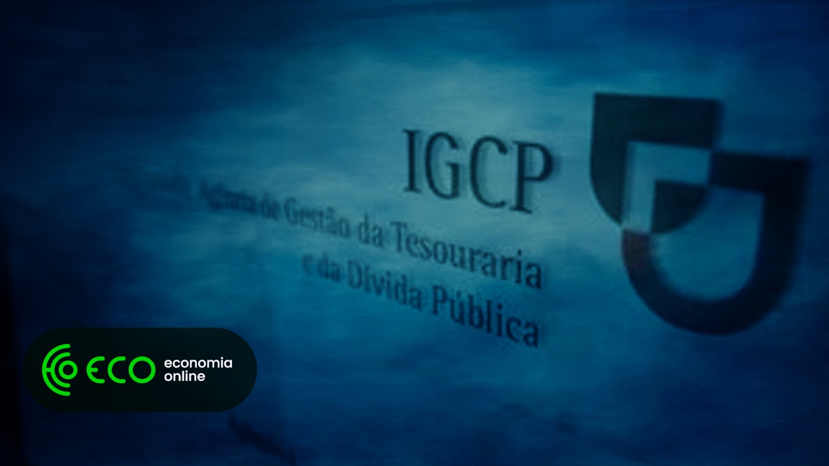 Novos Certificados do Tesouro captam 300 milhões no 1.º mês