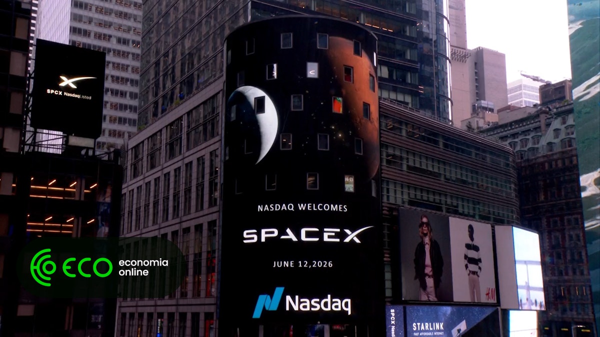 Receitas da SpaceX disparam 92% e superam previsões
